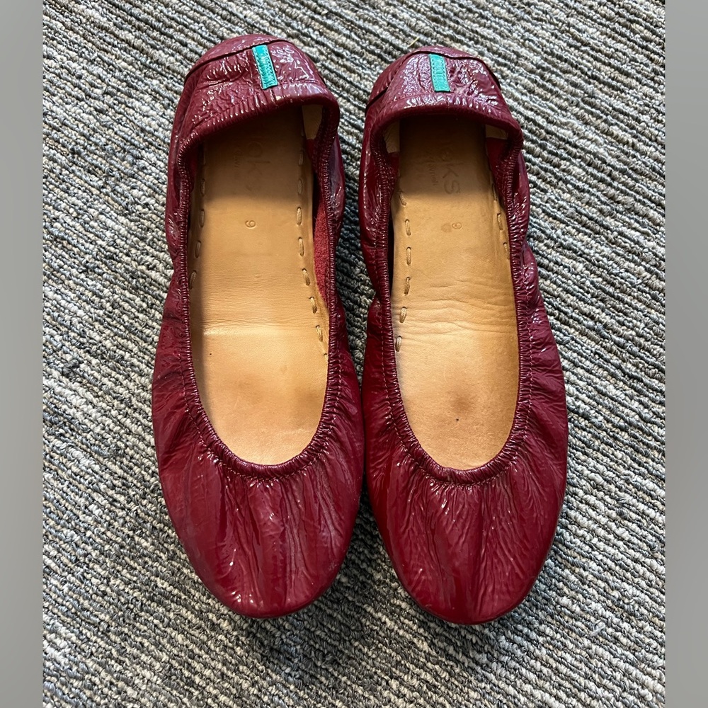 Tieks Ruby Red Patent Leather Flats Size 9
